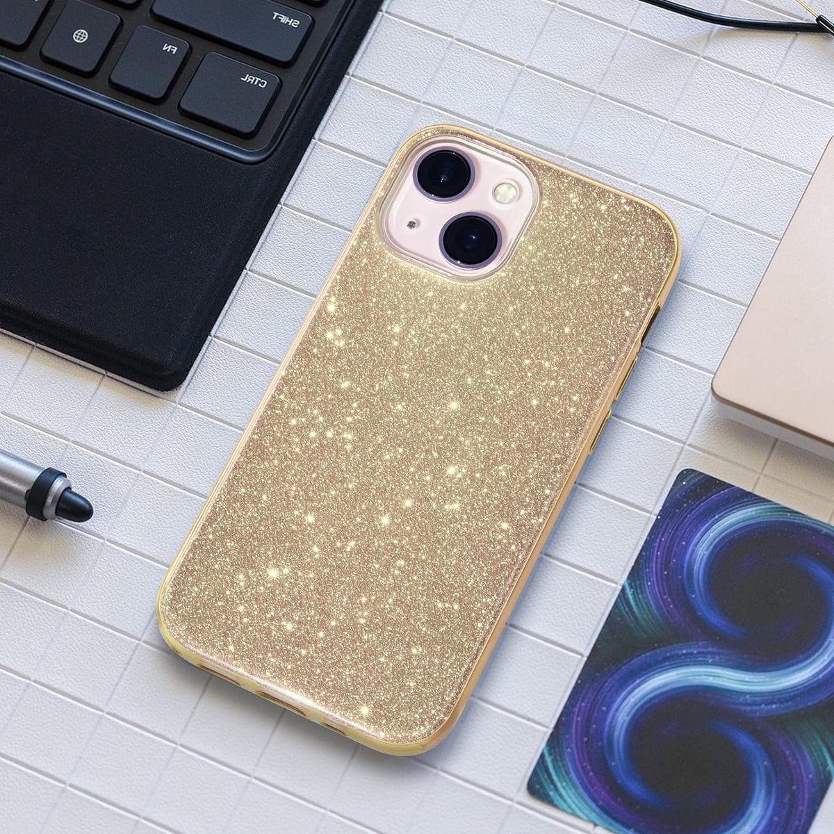 Apple iPhone 15 Hoesje - Goud - Glitter Back Cover