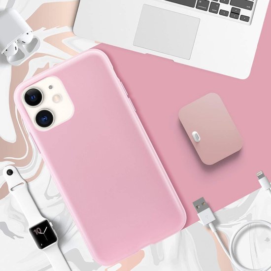 Apple iPhone 11 Hoesje - Roze - Siliconen Back Cover