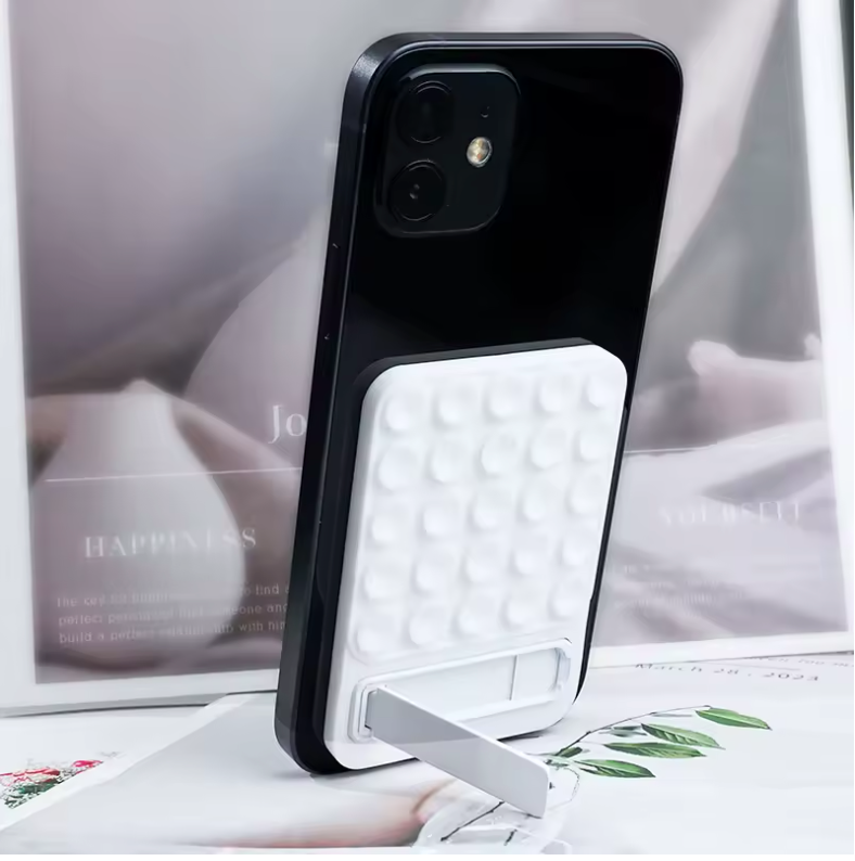 Casemania Siliconen Zuignap Sticker met Kickstand - Roze - 2 Stuks
