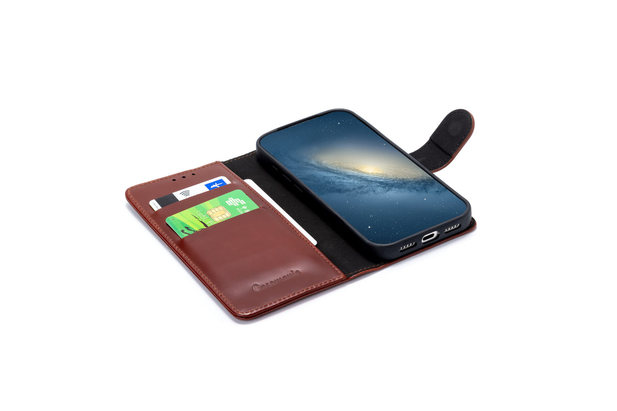 Apple iPhone 17 Pro Hoesje - Chestnut Brown - Echt Leren Bookcase