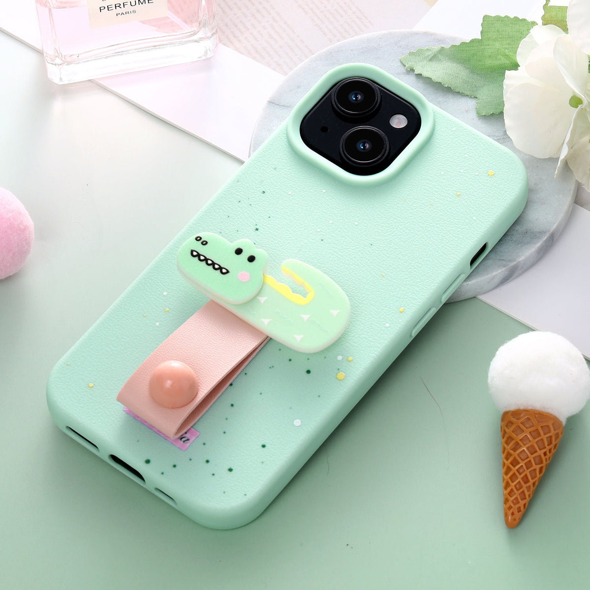 Apple iPhone 12 Hoesje - Groen - Siliconen Back Cover