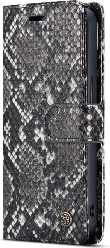 Apple iPhone 13 Hoesje - Zwart - Luxe Slangen Bookcase