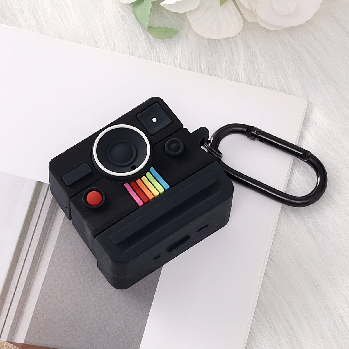 Apple AirPods 4 Hoesje - Retro Camera - Zwart