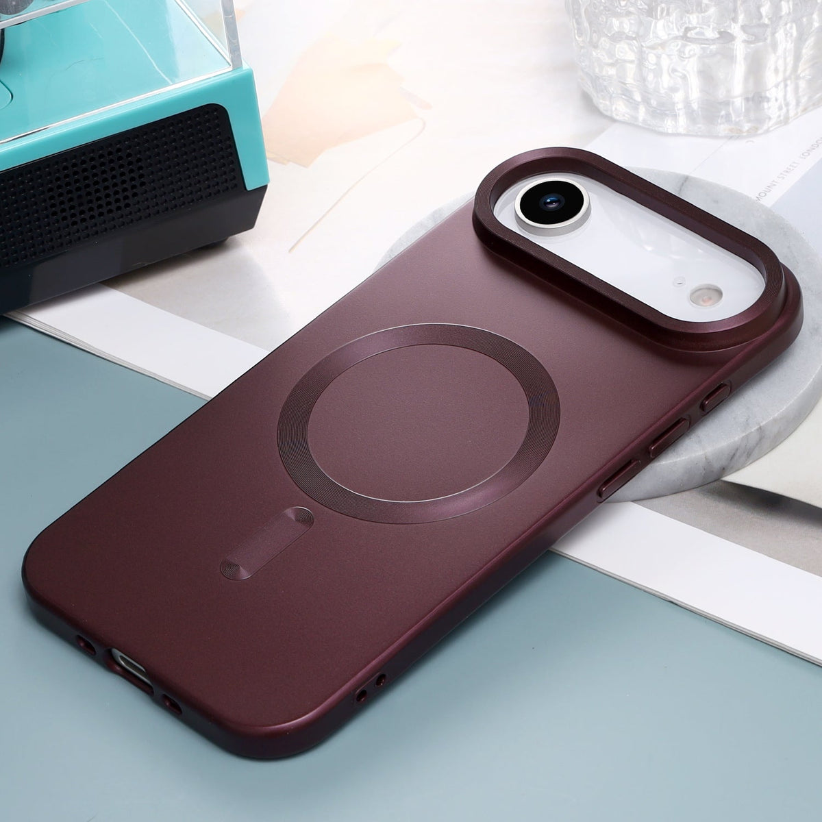 Apple iPhone Air Hoesje - Bordeaux - Matte Siliconen MagSafe Back Cover