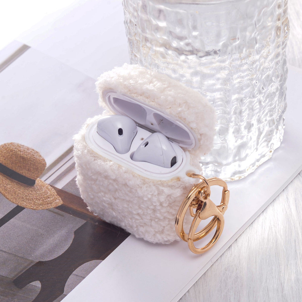 Apple AirPods 2 / 1 Case - Teddy Furr - White