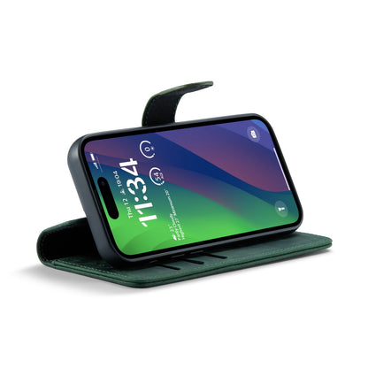 Apple iPhone 15 Plus Hülle - Emerald Green - Echtleder-2-in-1-MagSafe-Klapphülle mit Kartenfach