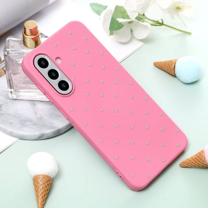 Samsung Galaxy A07 Hoesje - Neon Roze - Hartjes Back Cover