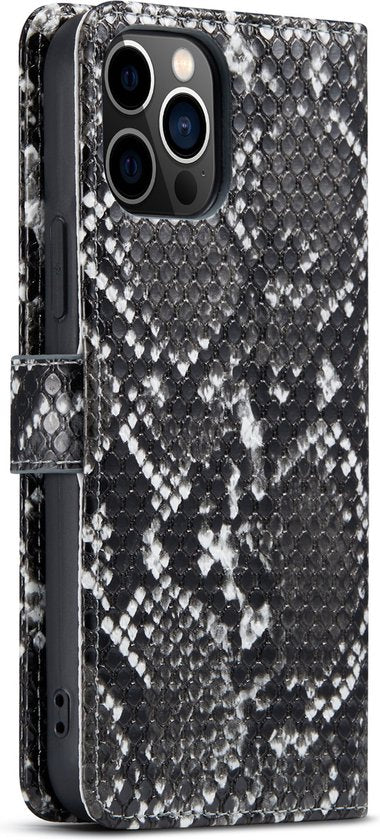 Apple iPhone 13 Pro Max Hoesje - Zwart - Slangen Bookcase