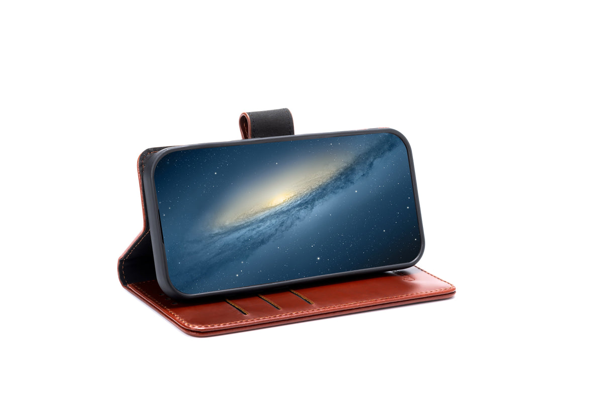 Apple iPhone 17 Hoesje - Chestnut Brown - Echt Leren Bookcase