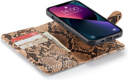 Apple iPhone 13 Hoesje - Beige - Luxe Slangen Bookcase