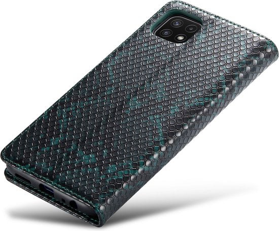 Samsung Galaxy A22 5G Hoesje - Groen - Luxe Slangen Bookcase