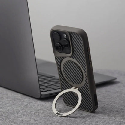 Apple iPhone 16 Pro Hoesje - Zwart - Luxe Carbon MagSafe Back Cover met Camerabescherming