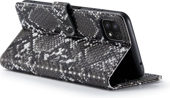 Samsung Galaxy A22 5G Hoesje - Zwart - Luxe Slangen Bookcase