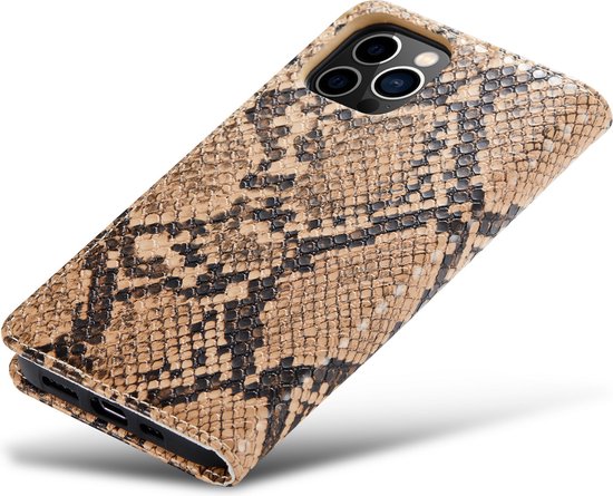 Apple iPhone 13 Pro Hoesje - Beige - Slangen Bookcase