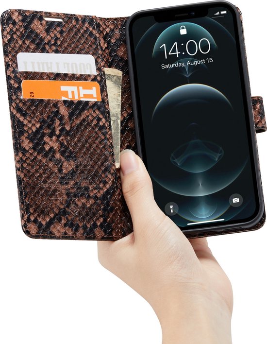 Apple iPhone 12 Hoesje - Bruin - Slangen Bookcase