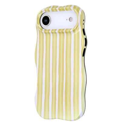 Apple iPhone Air Hülle - Gelb - Wave-Edge-Backcover