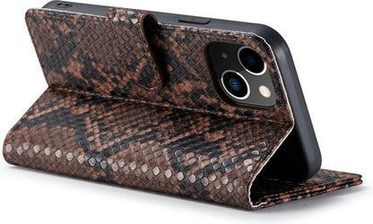 iPhone 13 Hoesje - Bruin - Slangen Bookcase