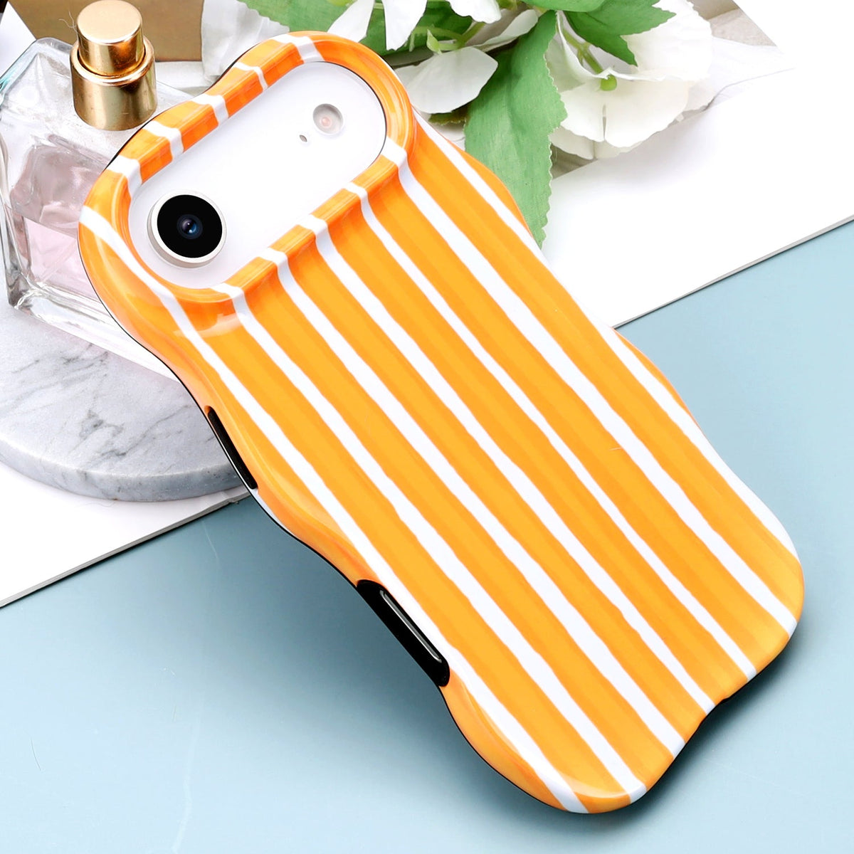 Apple iPhone Air Hoesje - Oranje - Wave Edge Back Cover