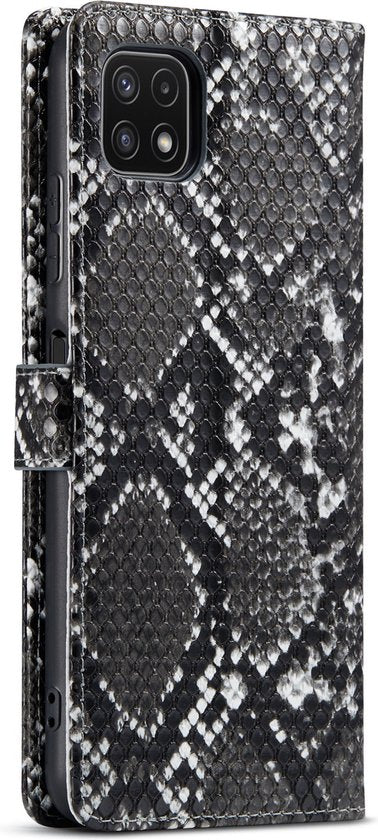 Samsung Galaxy A22 5G Hoesje - Zwart - Luxe Slangen Bookcase