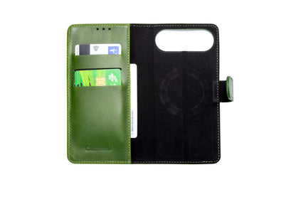 Apple iPhone Air Hoesje - Olive Green - Echt Leren MagSafe Bookcase