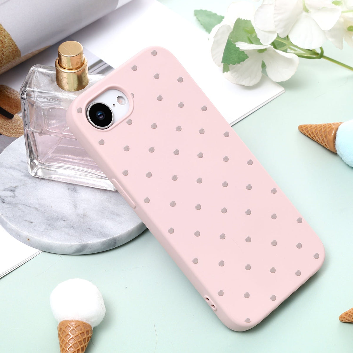 Apple iPhone 17e Hülle - Rosa - Herzchen-Backcover