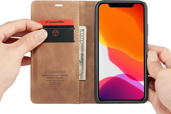 iPhone 11 Hoesje - Sienna Brown - Dunne Bookcase