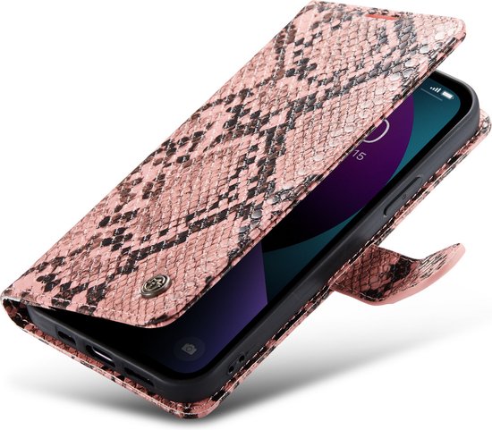Apple iPhone 13 Hoesje - Roze - Slangen Bookcase