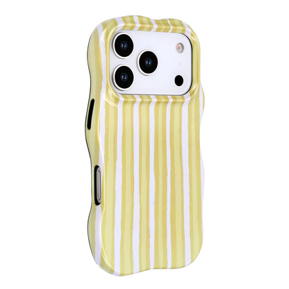 Apple iPhone 17 Pro Hoesje - Geel - Wave Edge Back Cover