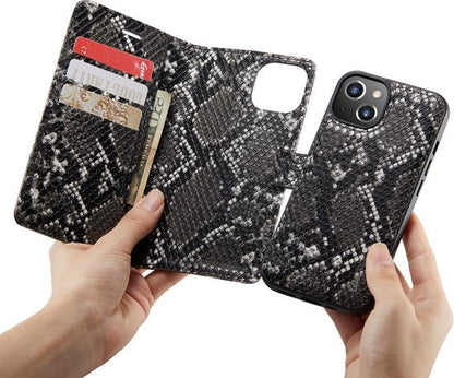 Apple iPhone 13 Hoesje - Zwart - Luxe Slangen Bookcase
