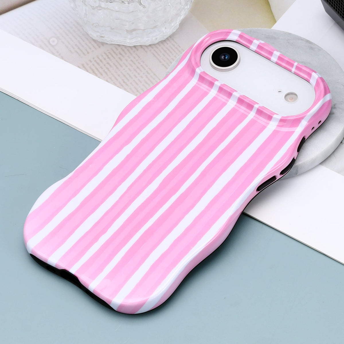 Apple iPhone Air Hoesje - Roze - Wave Edge Back Cover