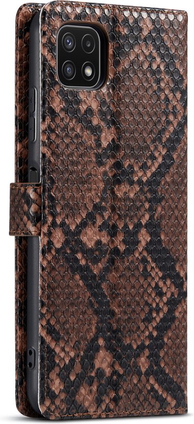 Samsung Galaxy A22 5G Hoesje - Bruin - Luxe Slangen Bookcase