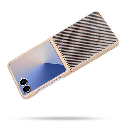 Samsung Galaxy Z Flip 7 Hoesje - Goud - Carbon MagSafe Back Cover