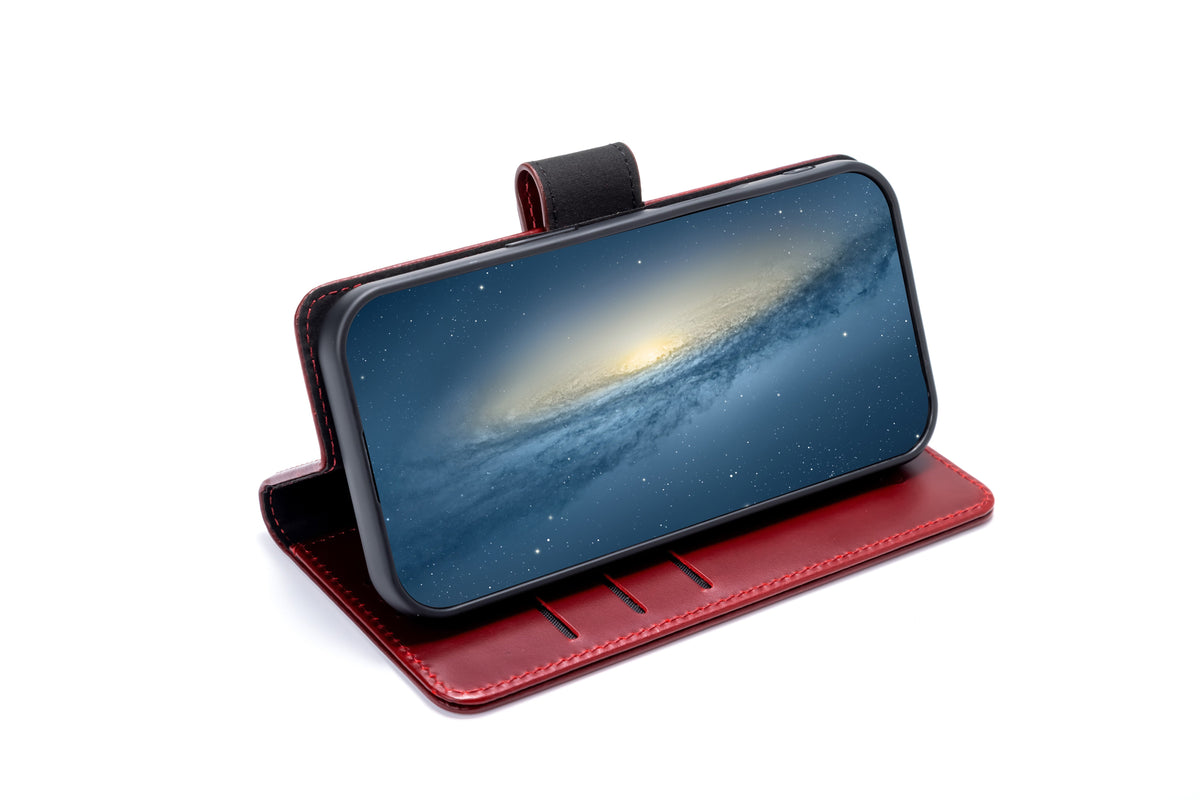 Apple iPhone 17 Hülle - Maroon Red - Echtleder MagSafe Klapphülle mit Kartenfach