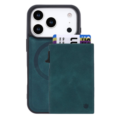 Apple iPhone 17 Pro Hoesje - Emerald Green - MagSafe Back Cover met Uitschuifbare Pasjeshouder