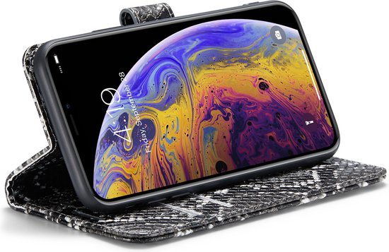 Apple iPhone X/10 Case - Black - Snake Print Flip Case