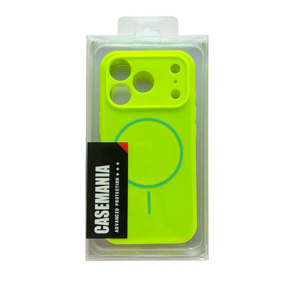 Apple iPhone 18 Pro Hoesje - Lime Green - Zachte Liquid Siliconen MagSafe Back Cover