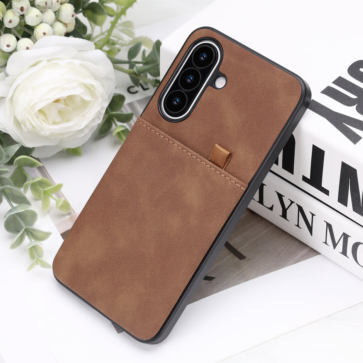 Samsung Galaxy S26 FE Hoesje - Sienna Brown - Kunstleren Back Cover met Pull-Tab Pasjeshouder